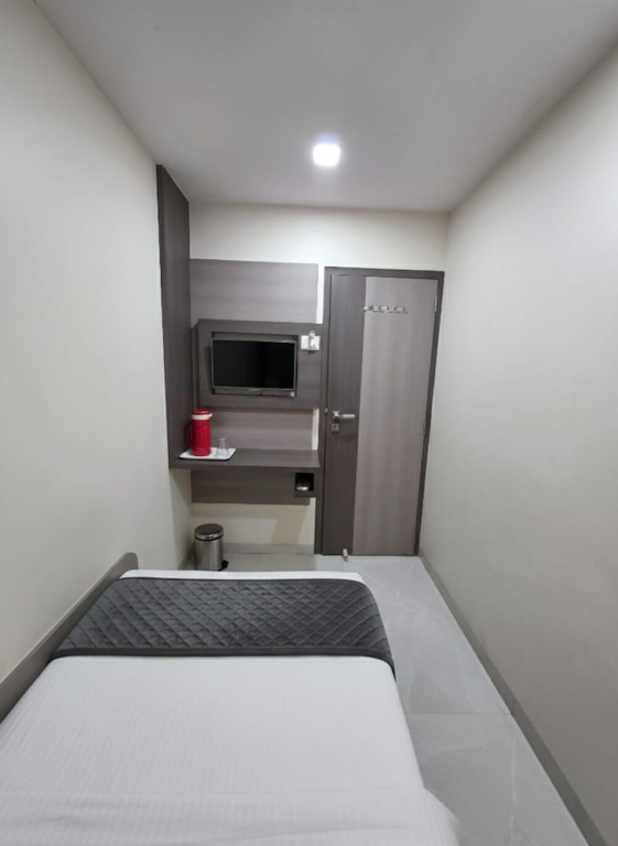 FabHotel RS Regency