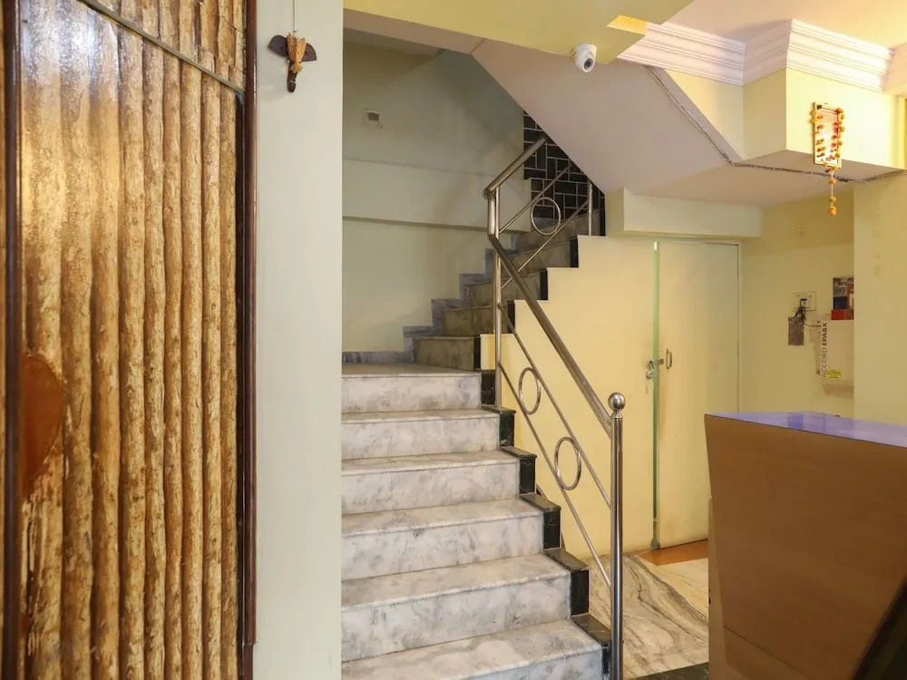 OYO 13809 Hotel Siddhant
