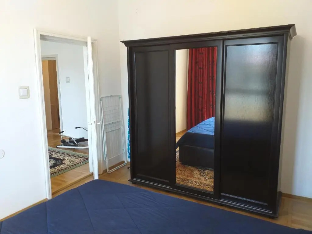 Apartament Promenada, 3 camere, max 6 persoane, locatie ideala, 10 min de mers pana la plaja