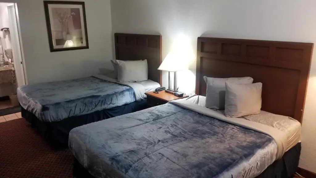 OSU King Bed WI-FI Hotel 110 Booking