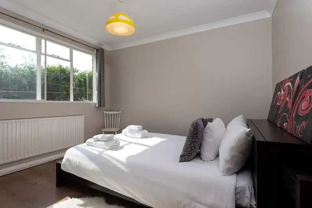 South London 2 Bedroom Flat With Garden