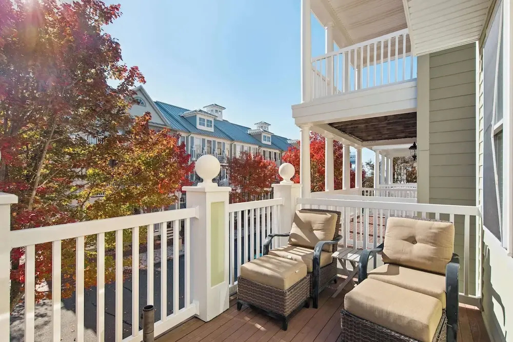 44 Sunset Island Dr
