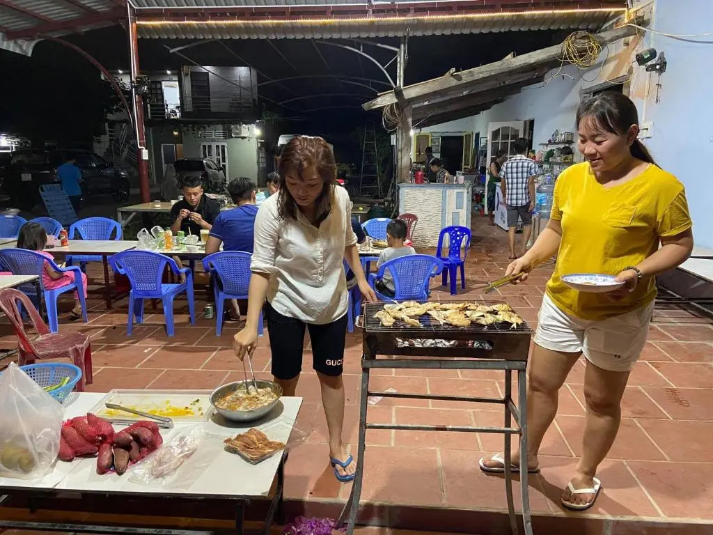 Nhà nghỉ Cát Đằng Hồ Tràm