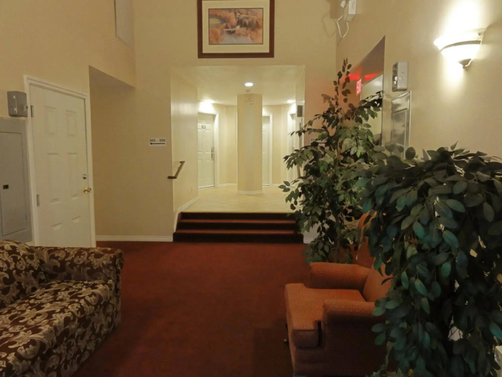 Port Augusta Inn