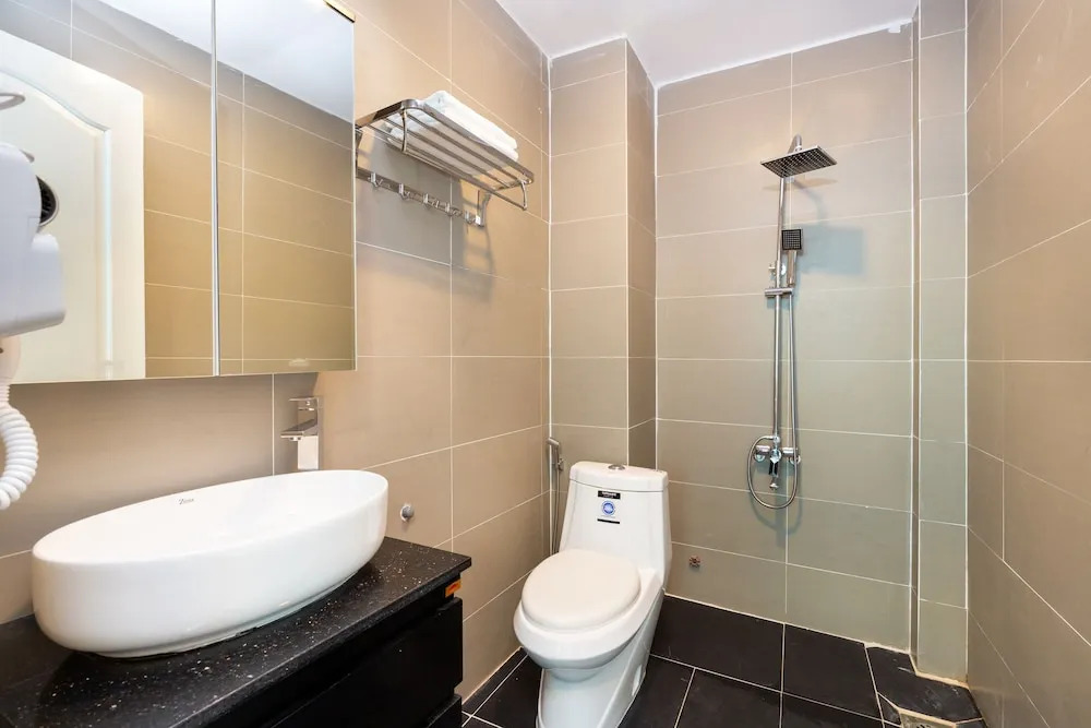 White Diamond PN Hotel