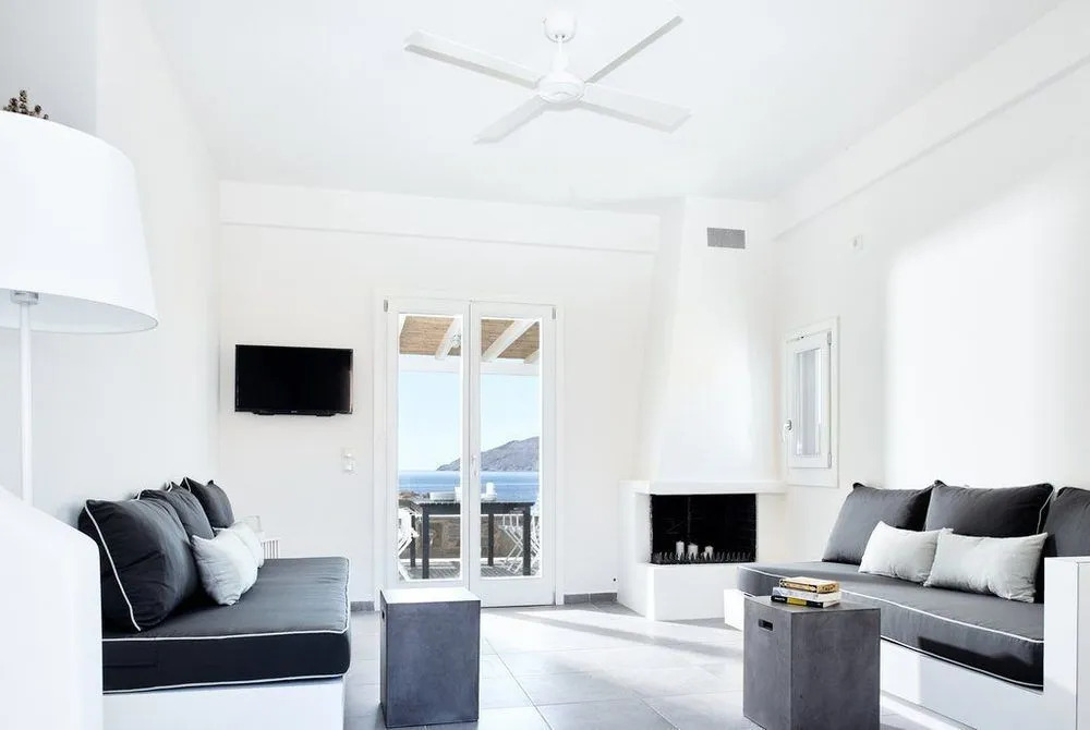 Eneos Kythnos Beach Villas-Executive and Premium Villas