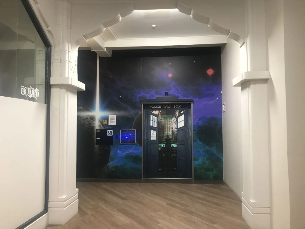 Aura Hotel