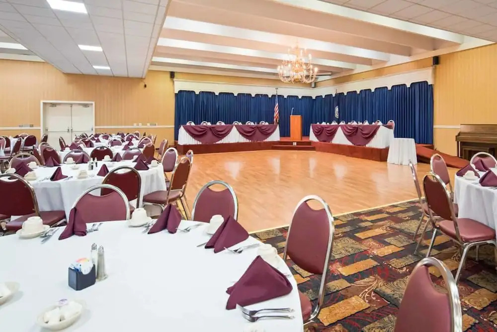 Best Western Lee-Jackson Inn & Conference Center