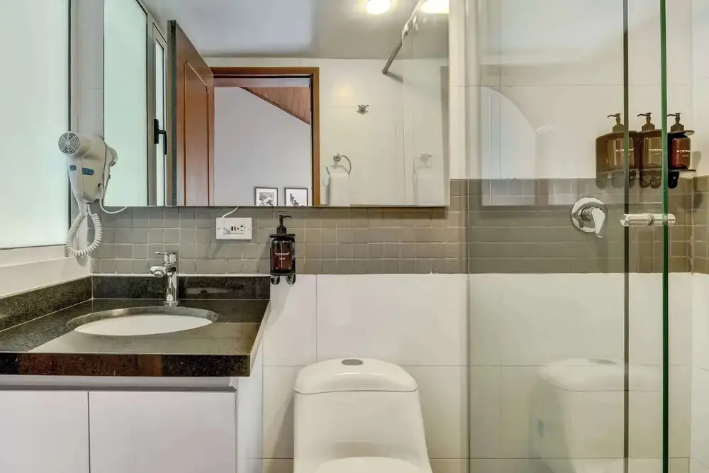 w Delightful 1BR With Terrace in Zona T