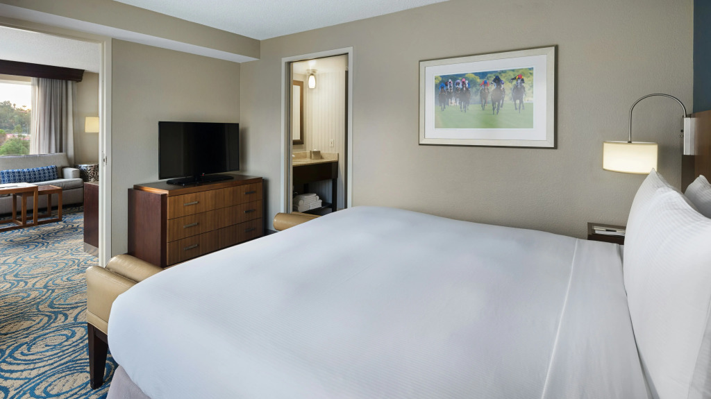 DoubleTree by Hilton San Diego Del Mar