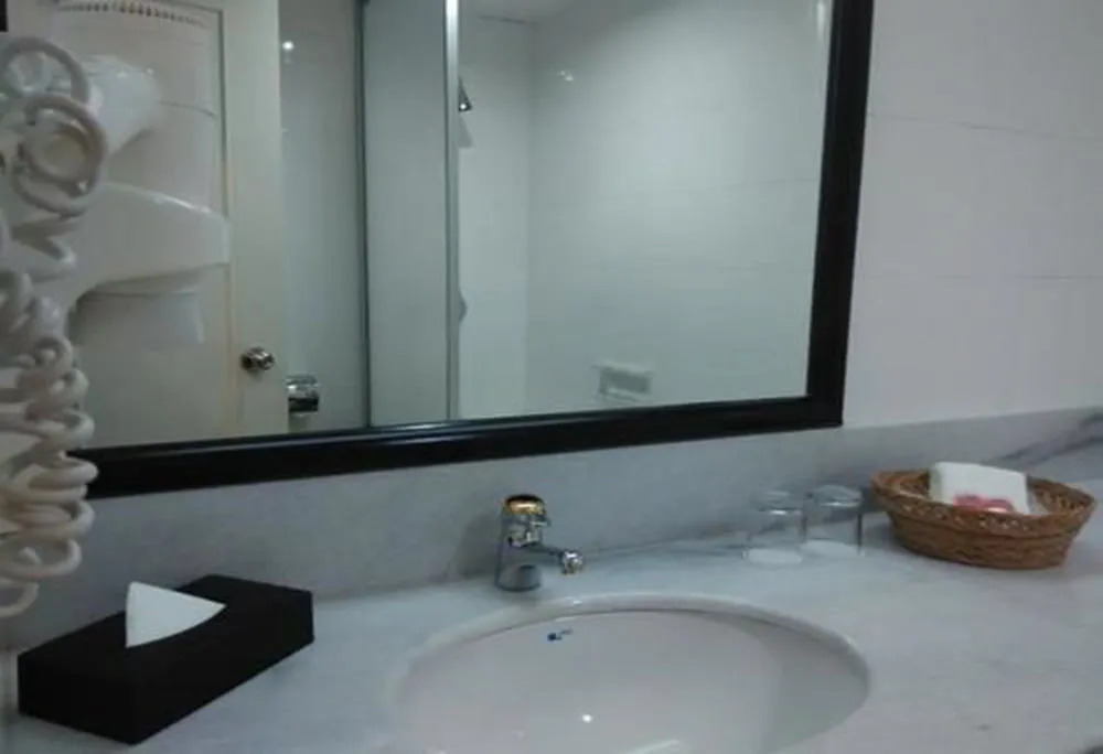 TF Riverside Hotel