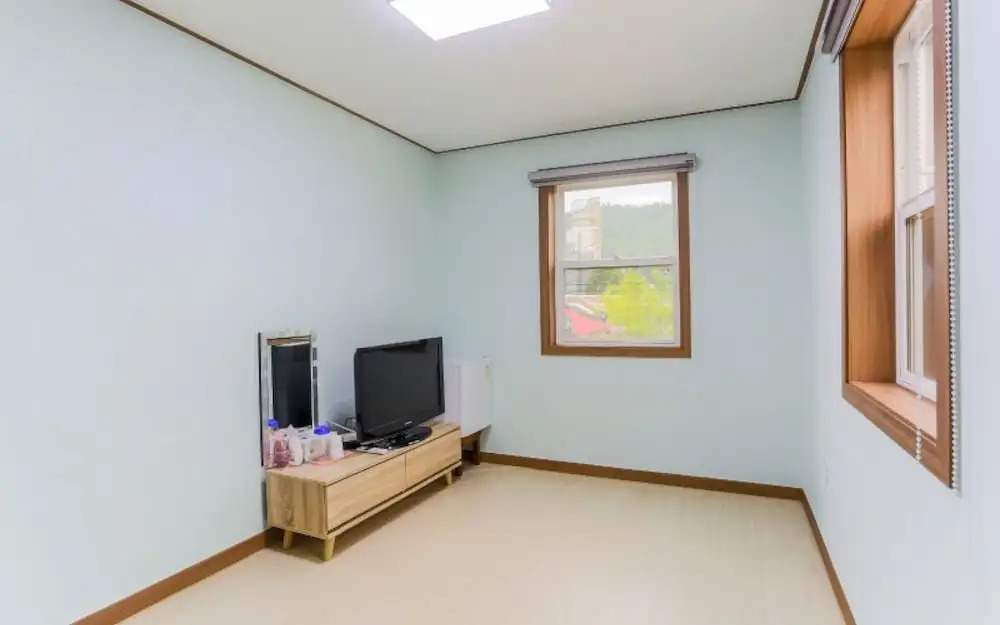 Gangneung Jeongdongjin Joyful Pension