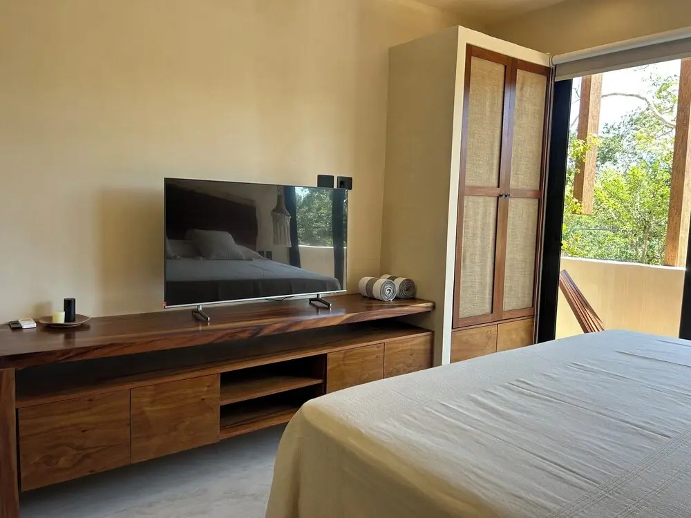 Gym & pool Jungle Studio Retreat C6