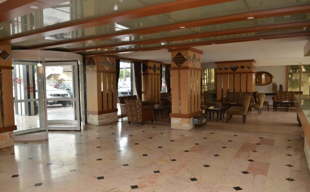Bulvar Hotel