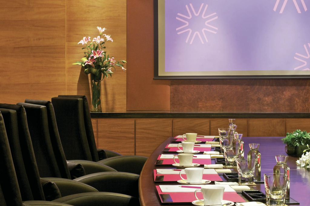 Vivanta Hyderabad, Begumpet
