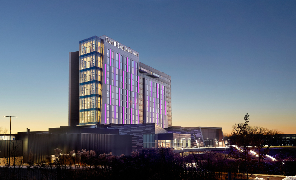 Omni Viking Lakes