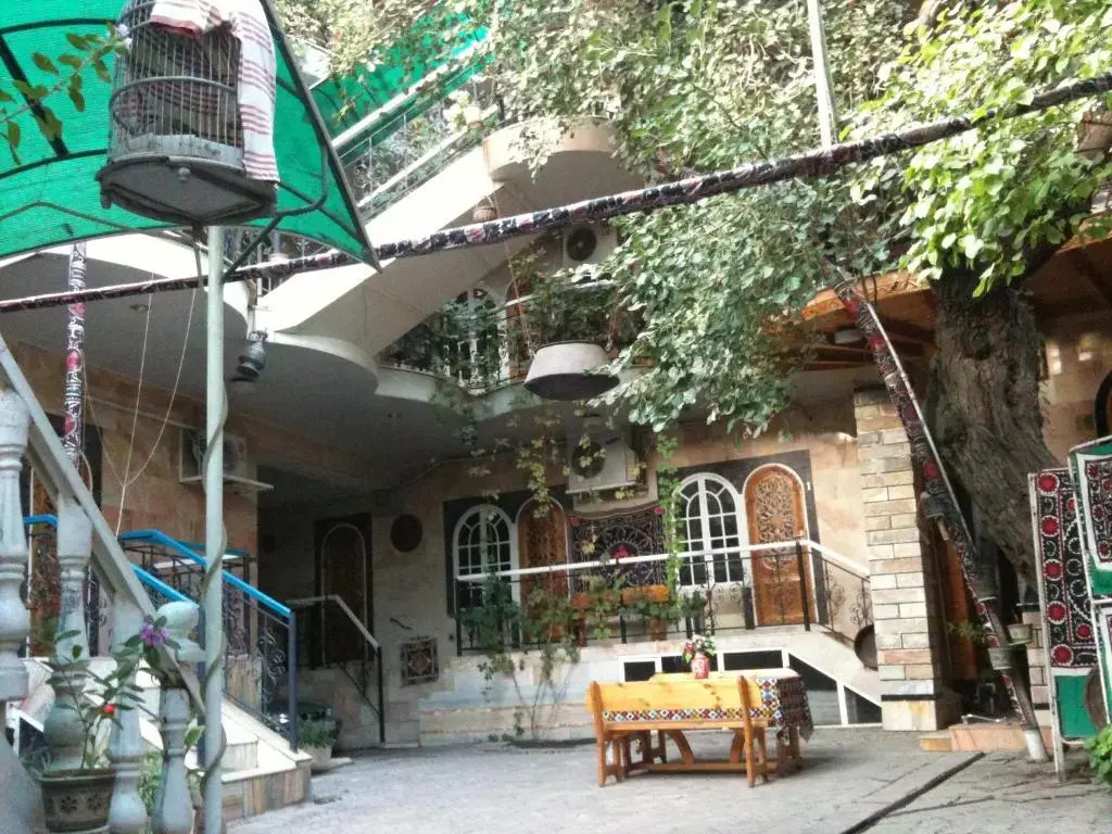 Guest House
