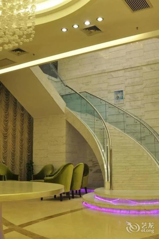 Starway Hotel (Changshu Yushan)