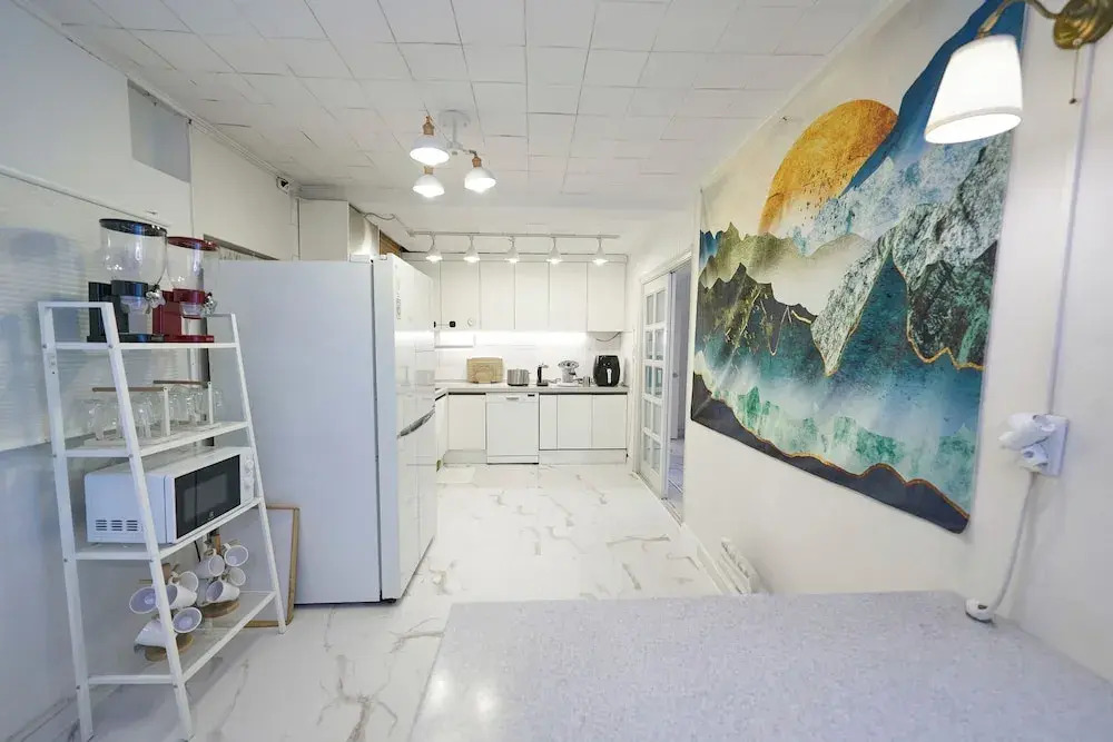SG Tailored Service Home 5 Min Walk from Metro