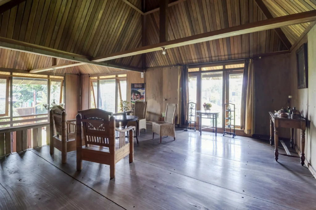 RedDoorz at Omah Kayu Homestay Yogyakarta