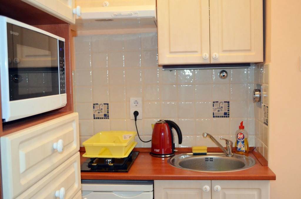 Central 5 Guest House