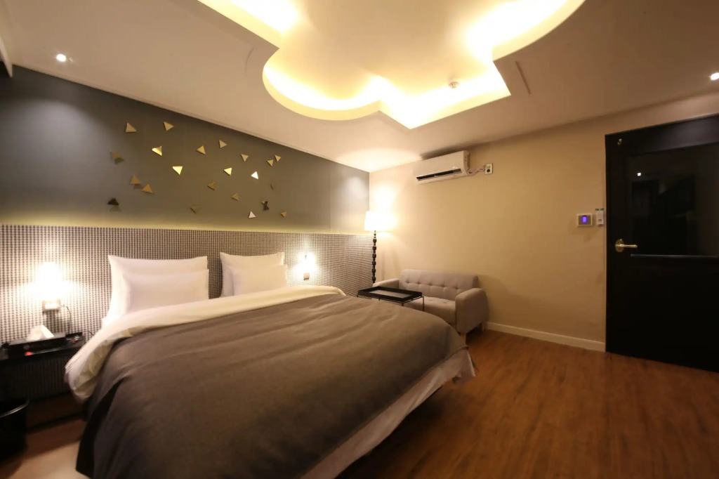 Asome Hotel
