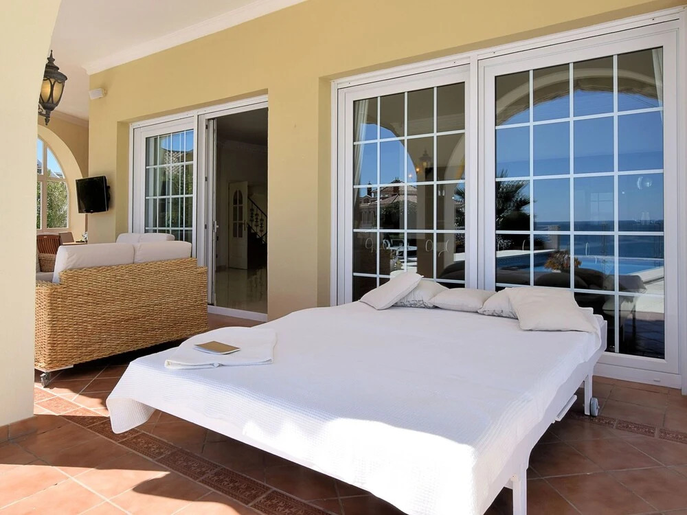 Gorgeous Villa in Benalmádena with Hot Tub & Pool