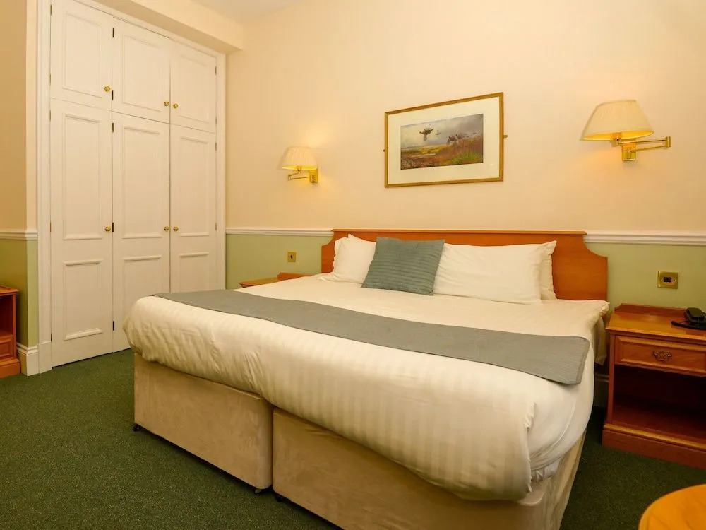 Lynford Hall Hotel