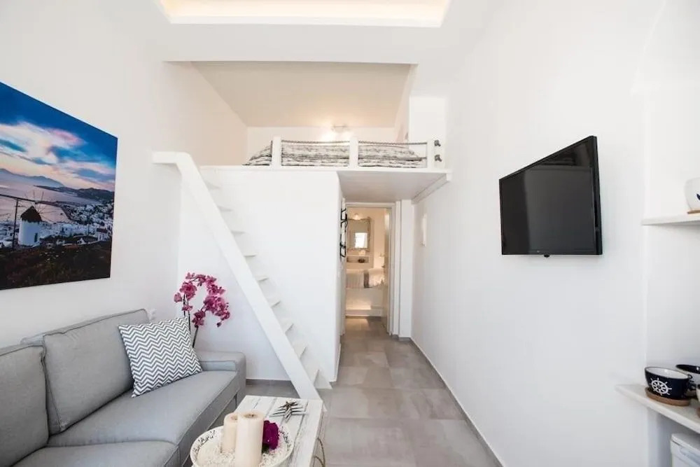 Christy Suites by Alpha Living