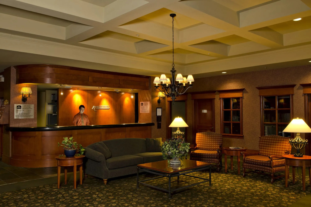 Prestige Vernon Lodge