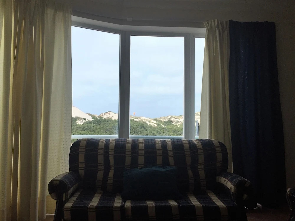 Best Houses 09 - Peniche Steps from The Beach