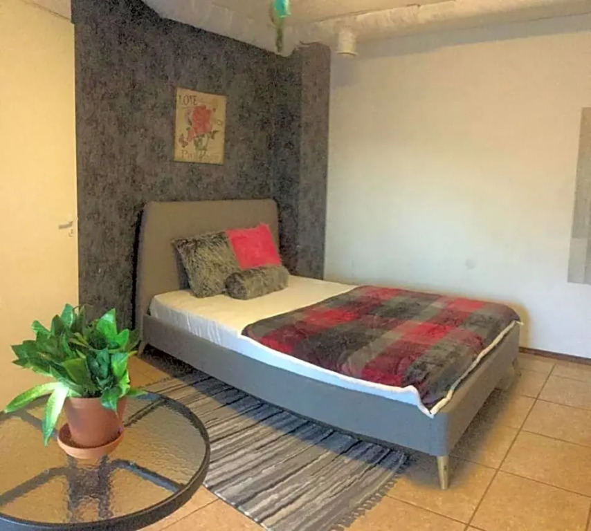 Harbour Hub Hostel