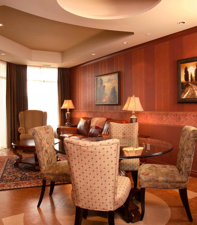 The Royal Kelowna - Bellstar Hotels & Resorts