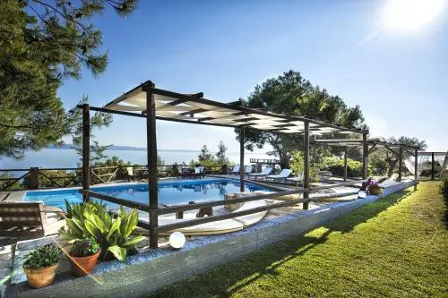 Aparthotel 4 stars Ormos Panagias