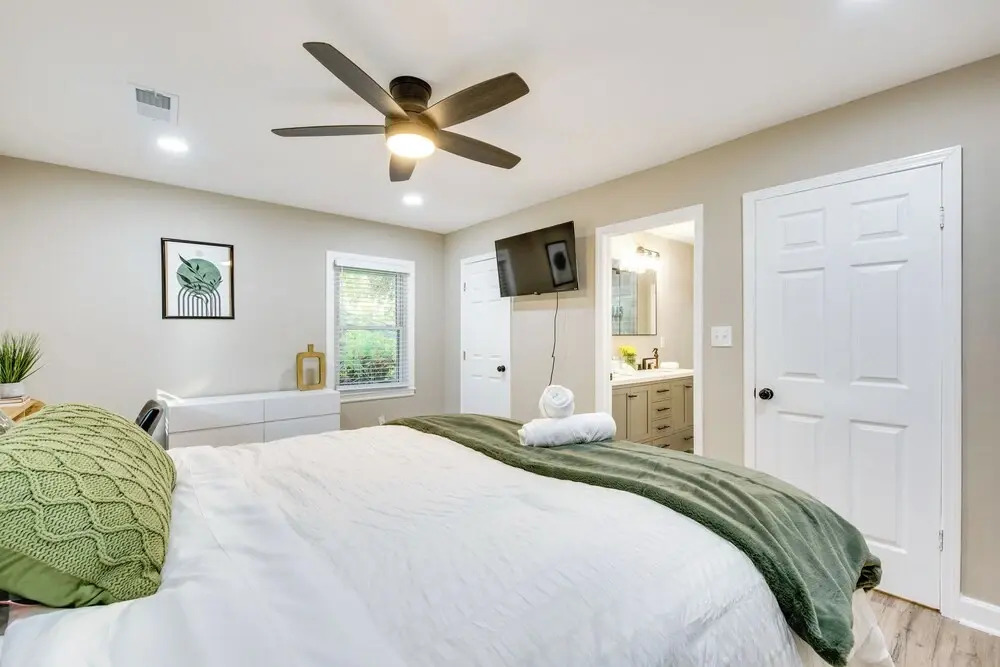 Modern Atlanta Vacation Rental Near Downtown!
