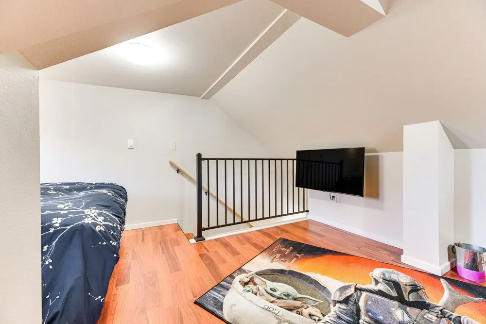 Pet-friendly Home: 29 Mi to Olympic National Park!