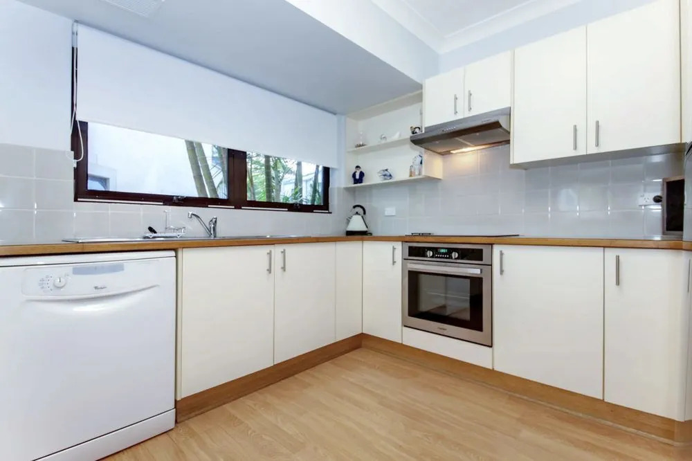Carindale, Unit 10/19-23 Dowling Street
