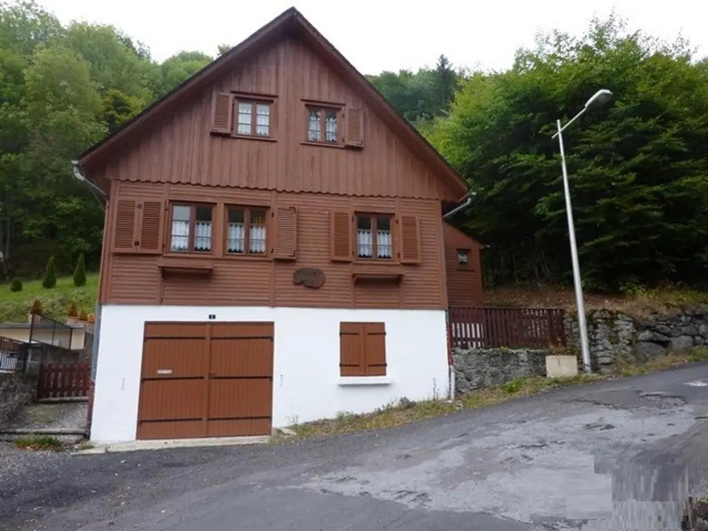 Chalet 6 pièces, 8 pers, proche centre, WIFI - FR-1-608-4