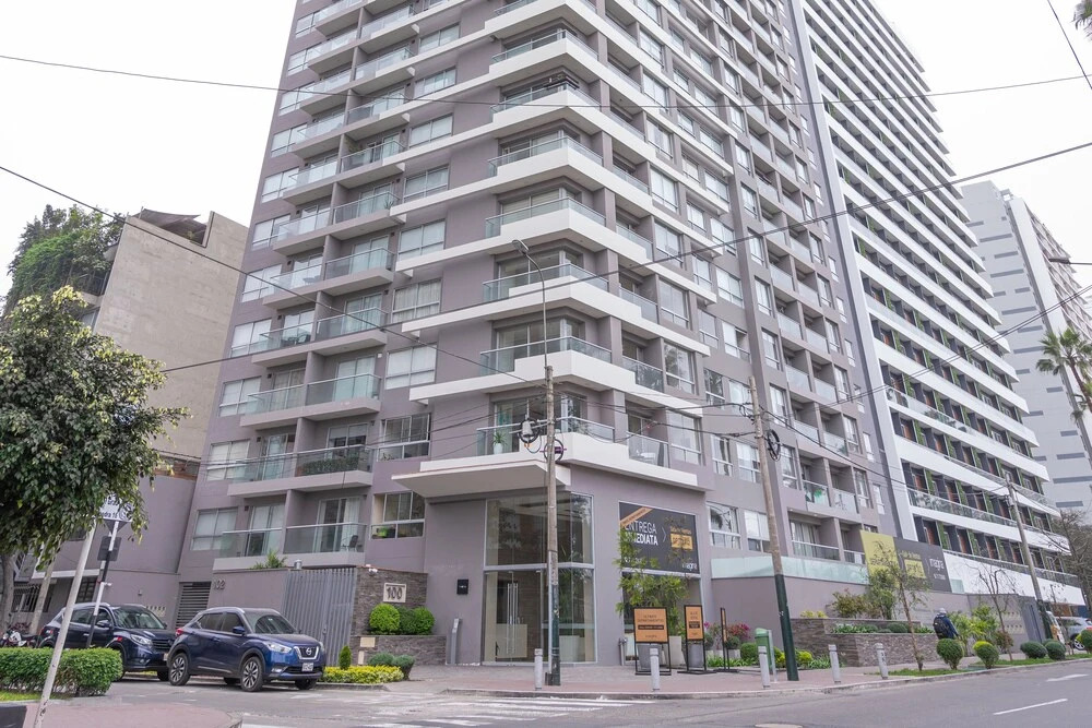 Modern Apts Pool Gym BBQ Simply Comfort