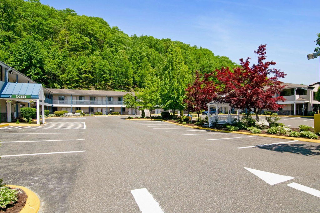 Americas Best Value Inn Torrington, CT