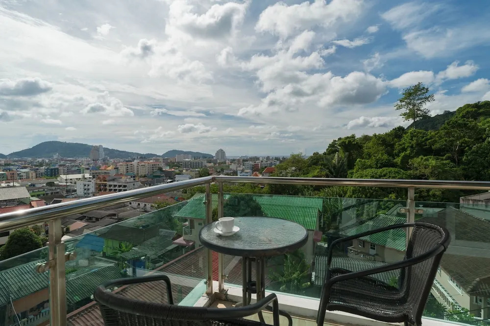 GoldStone Residency Patong , Phuket
