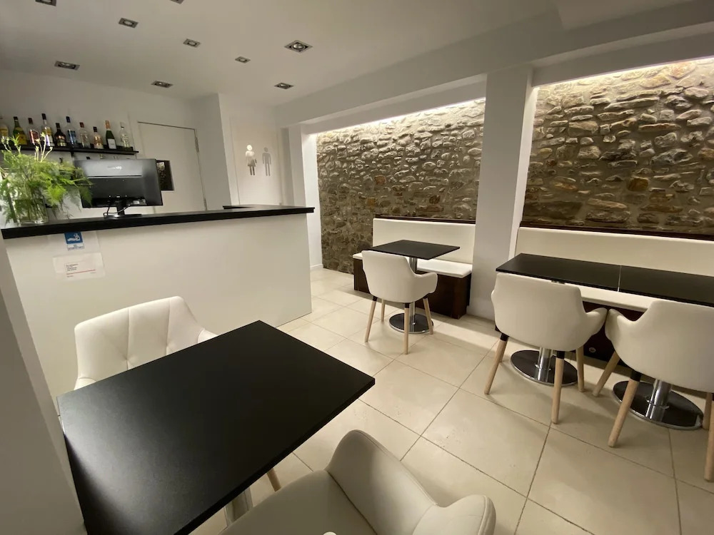 Hostal Somnis
