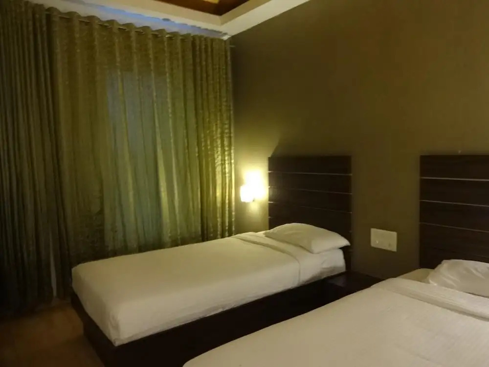 Ampa Skywalk Hotel