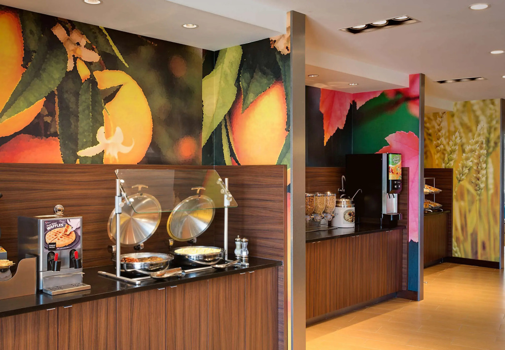 Fairfield Inn & Suites by Marriott Dallas West/I-30
