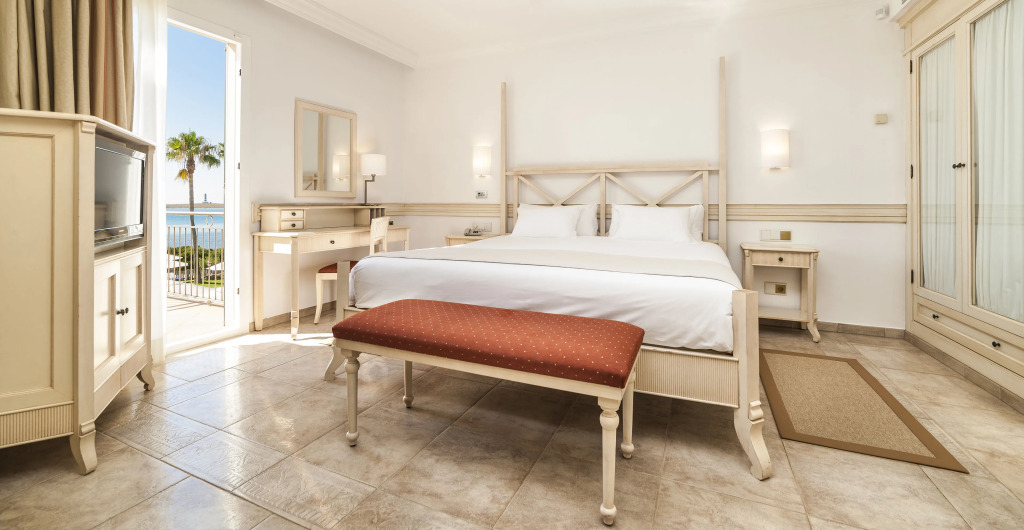 Insotel Punta Prima Prestige Suites & Spa