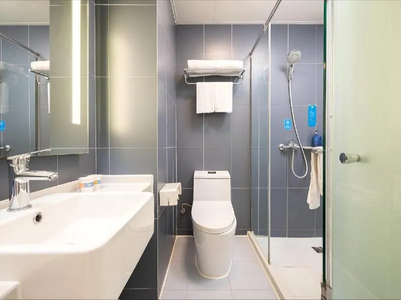 Hanting Hotel Shanghai Zhoupu Wanda Metro Station