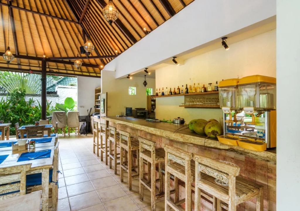 Artemis Villa Hotel