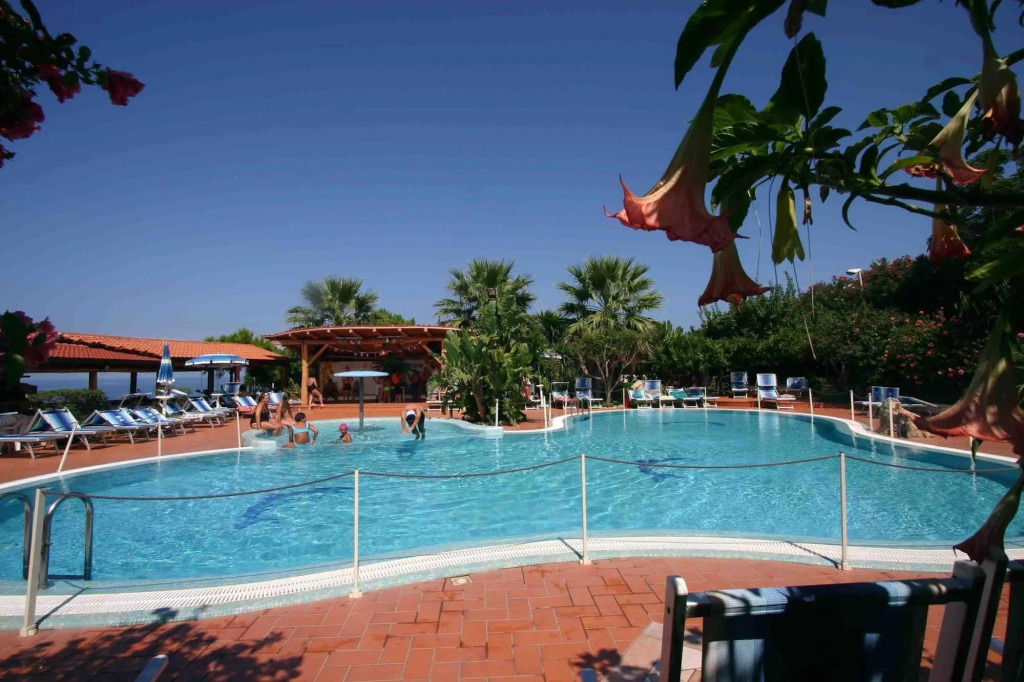 Le Playe Village