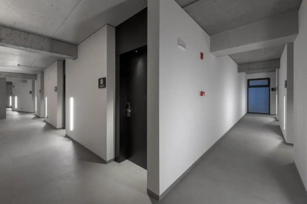 Essence Suites