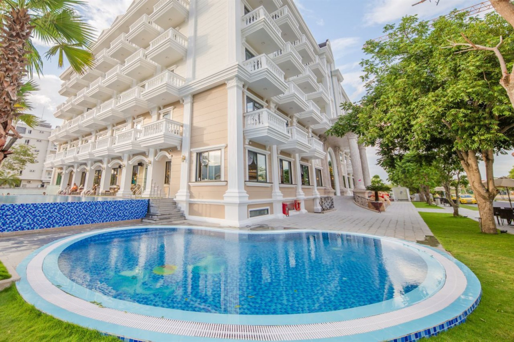 Orbit Hotel Nha Trang